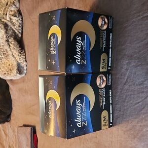Always disposable period underwear size S/M